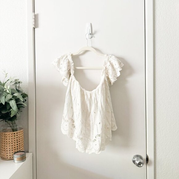 REVOLVE TULAROSA Amelia Crochet Shell Cream Off the Shoulder Top XS Boho Lace - Picture 2 of 4